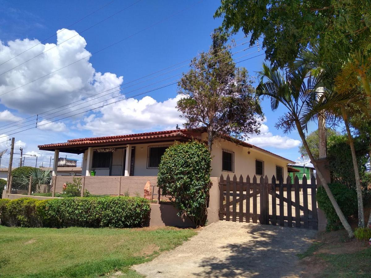 Paraiso Em Serra Negra Lindoia Com Linda Paisagem Exterior foto